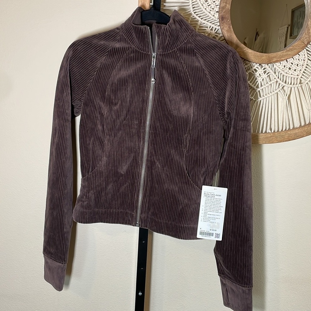Lululemon Scuba Track Jacket Velvet Cord color Espresso NWT 4